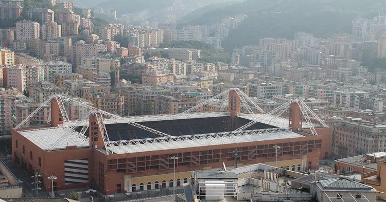 Đenova reljef grada - brda i stadion Sampdorie