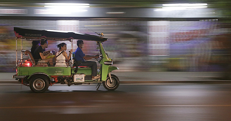 Zakoni Tajland i vožnja tuk tukom