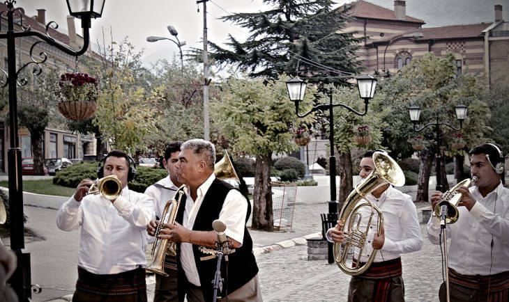 Trubači u Vranju odeveni u tradicionalnu nošnju