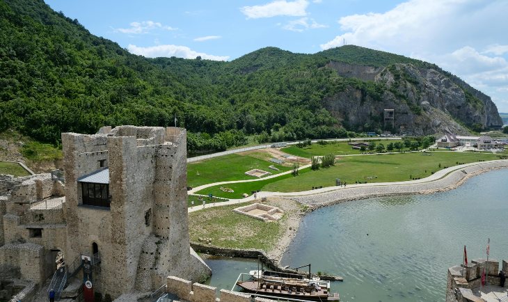 pogled sa golubacke tvrdjave